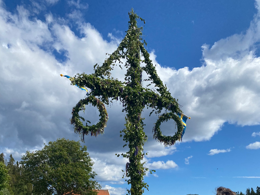 Olofsfors AB vous souhaite à tous un joyeux solstice d'été !